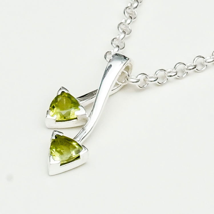 Arrow Pendant With Peridot Gemstone In Sterling Silver