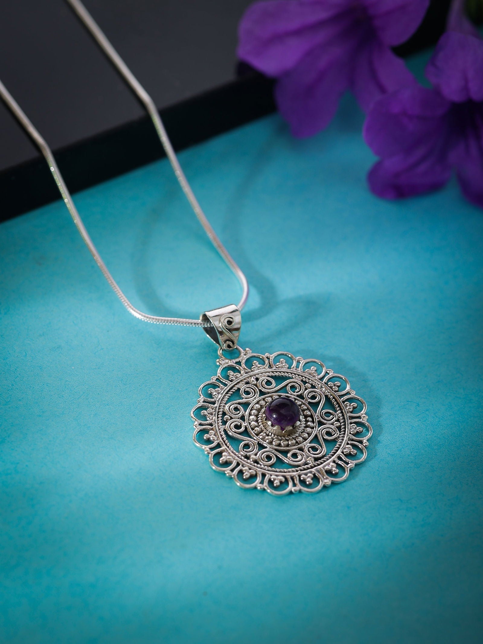 Dridha Antique Necklace in 925 Sterling Silver DM202