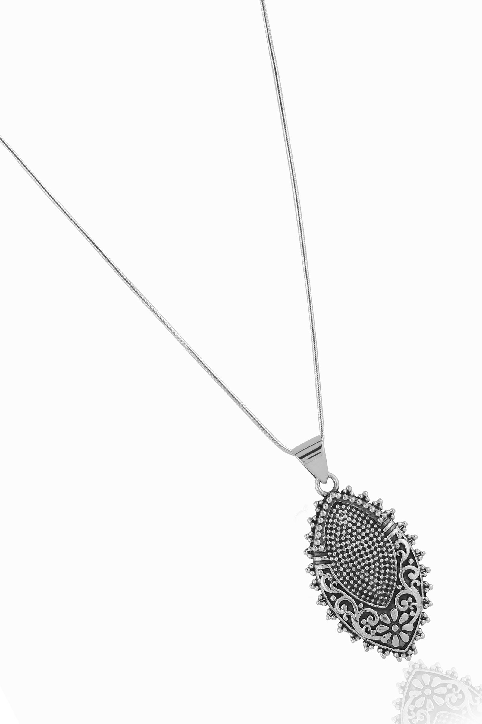 Dridha Antique Necklace in 925 Sterling Silver DM204