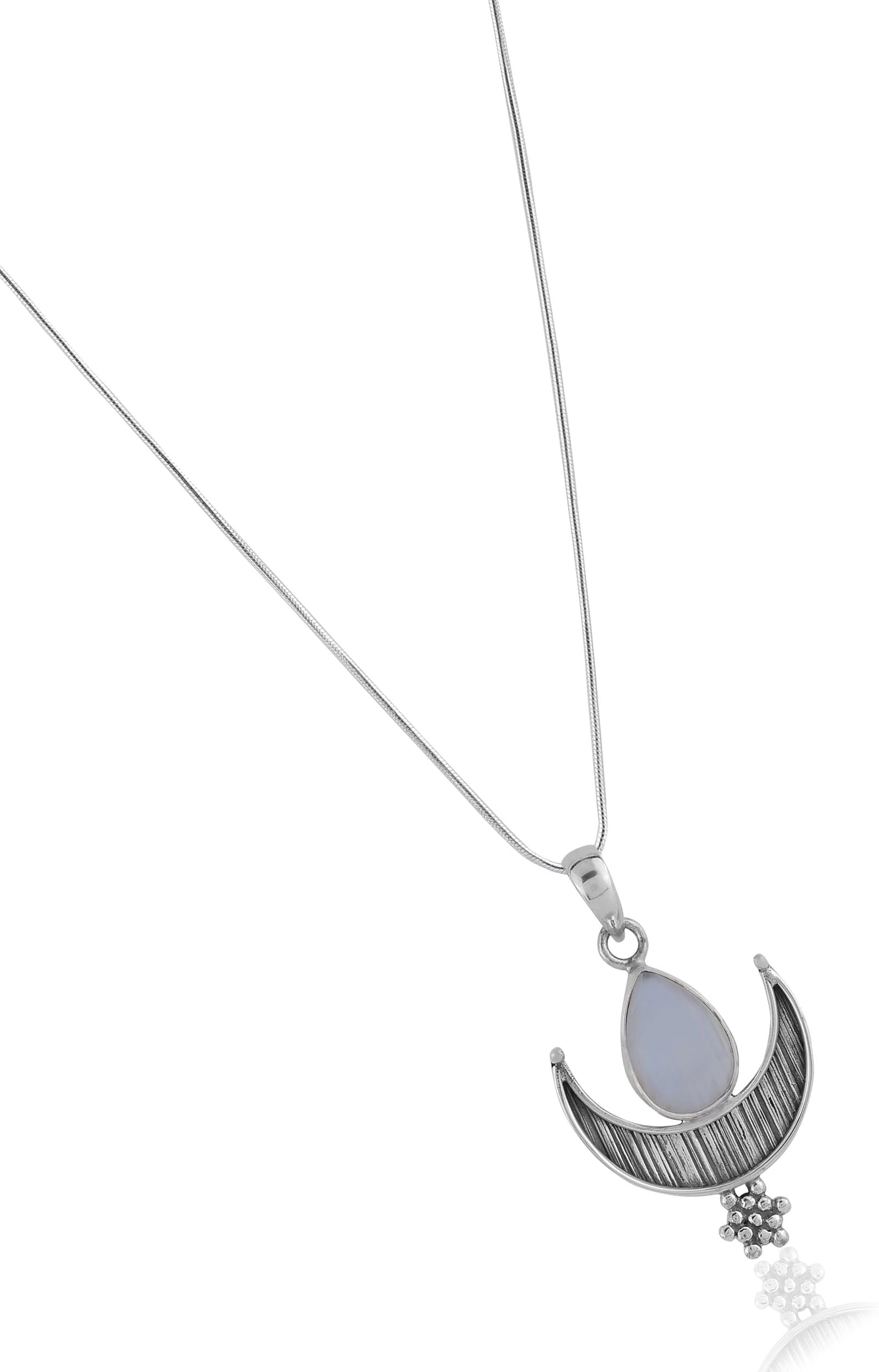 Dridha Antique Necklace in 925 Sterling Silver DM205