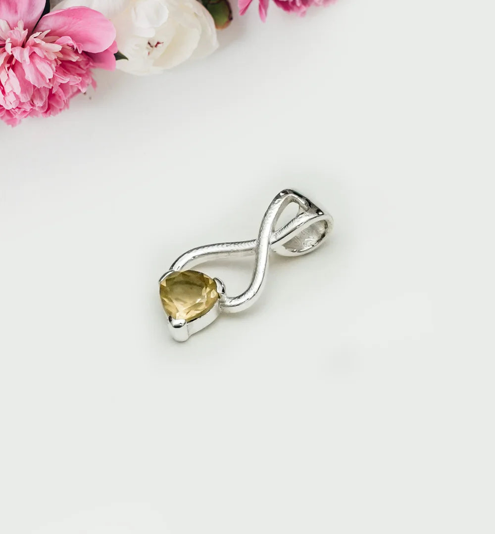 Elegant Pendant with Citrine Gemstone in 925 Silver