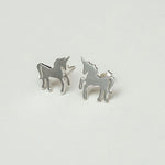 Horse Minimalist Earring In 925 Sterling Silver