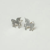Horse Minimalist Earring In 925 Sterling Silver