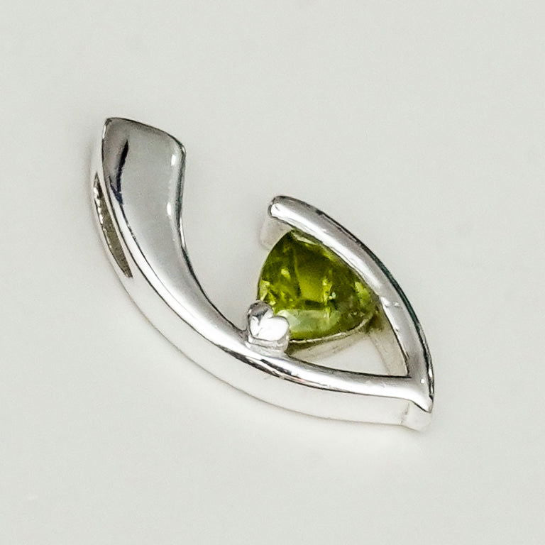 Minimalist Pendant With Peridot Gemstone in Fine Sterling Silver