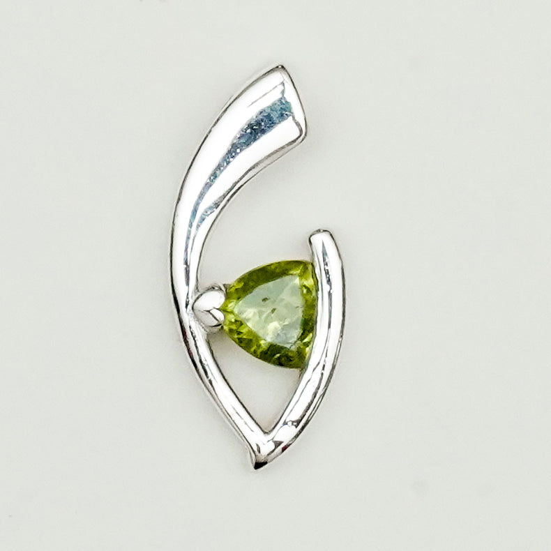 Minimalist Pendant With Peridot Gemstone in Fine Sterling Silver