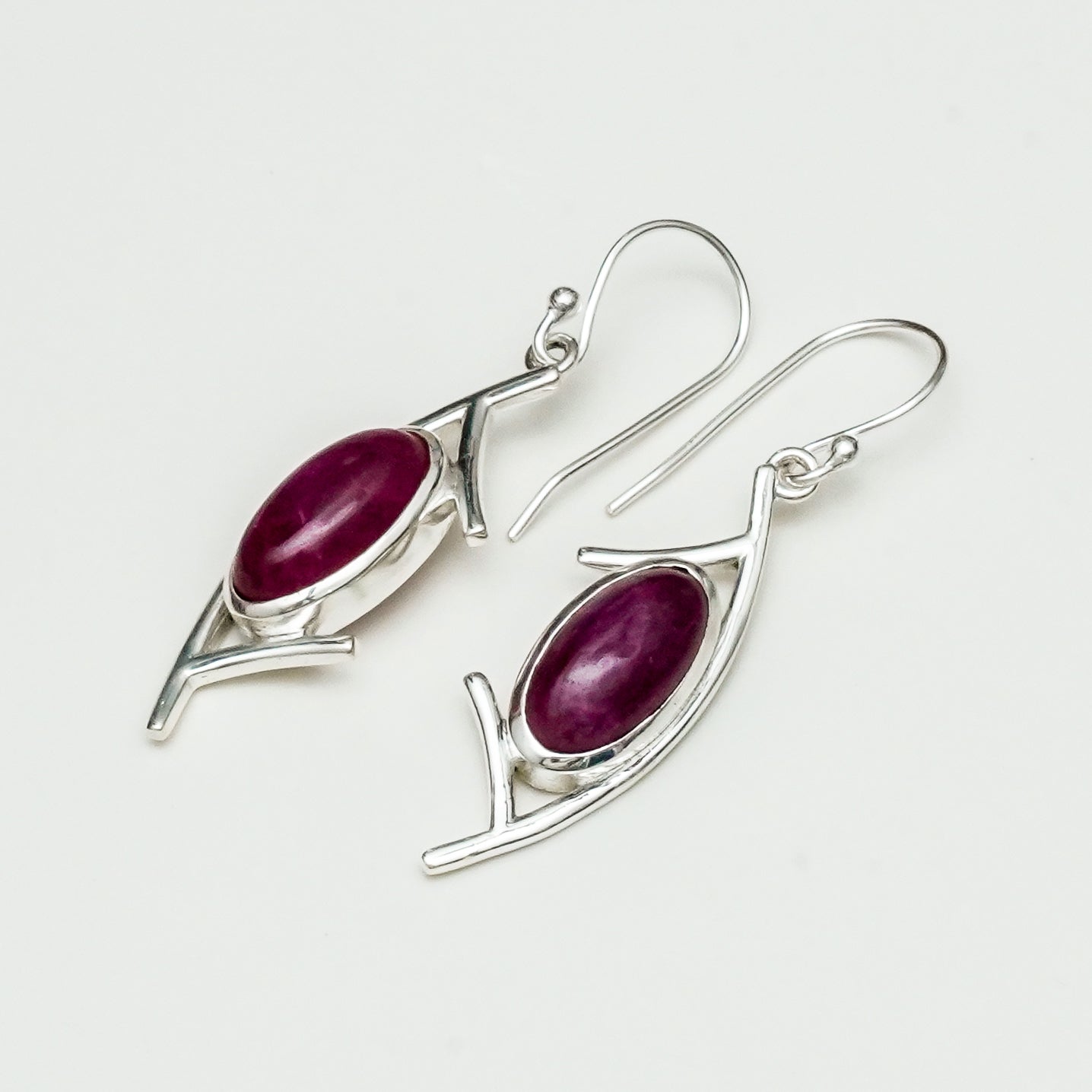 Modern Earrings With Amethyst Gemstone in 925 Sterling Silver