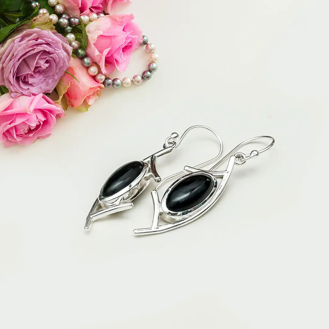 Modern Earrings With Black Onyx Gemstone in 925 Sterling Silver