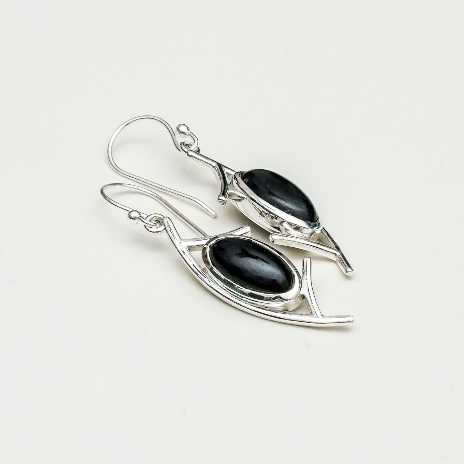 Modern Earrings With Black Onyx Gemstone in 925 Sterling Silver