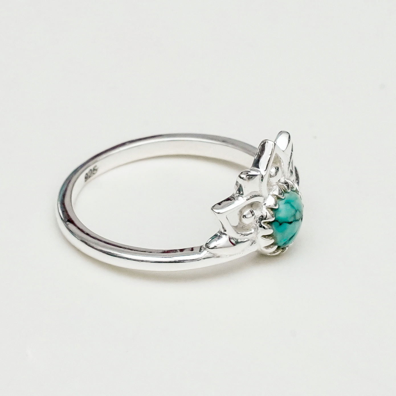 Mohnaa Crown 925 Silver Ring
