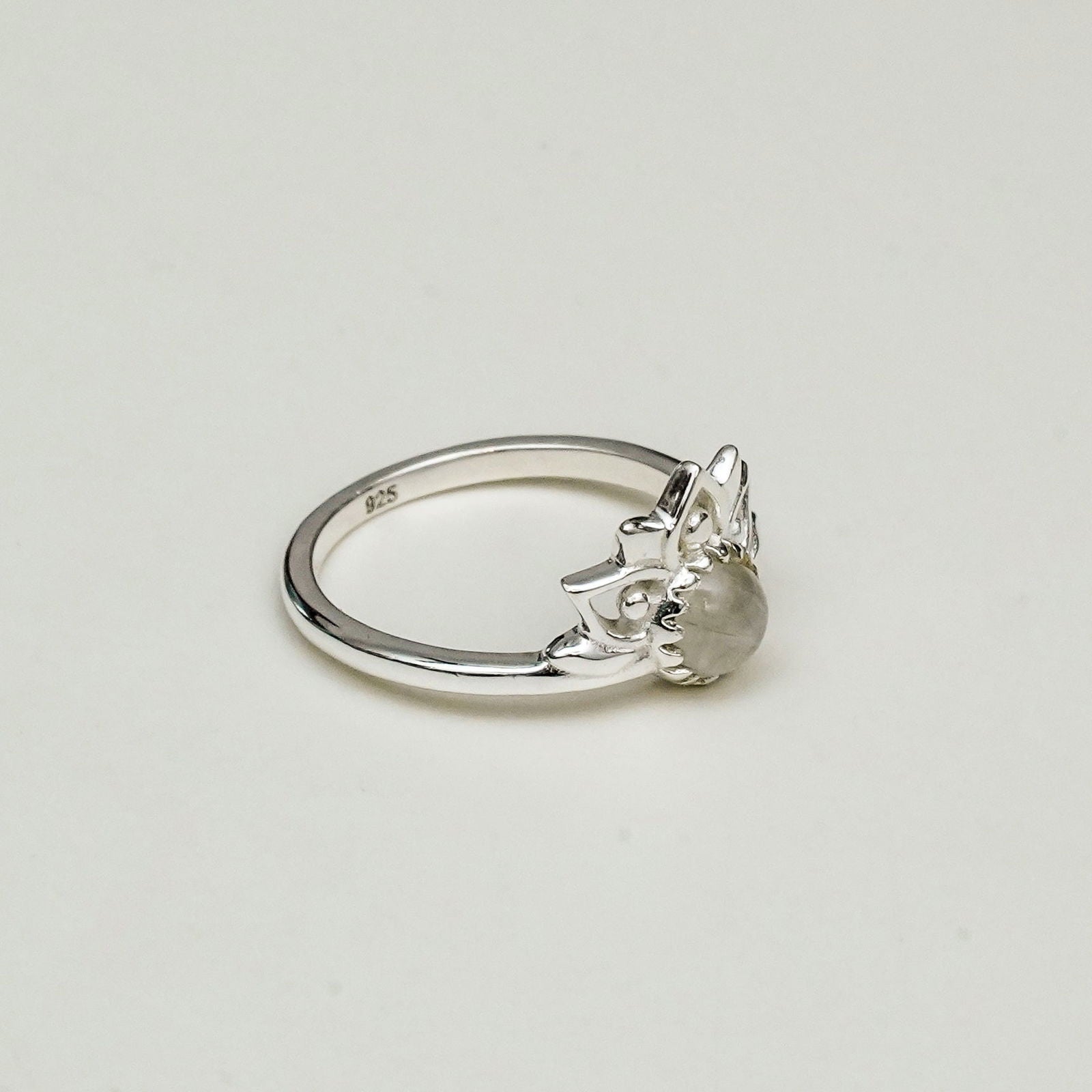Mohnaa Crown Ring With Rainbow Moonstone