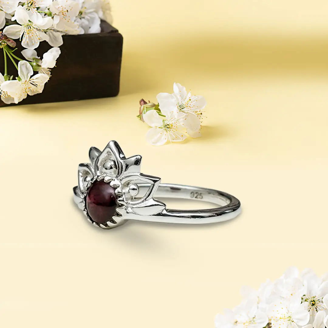 Mohnaa Crown Ring With uncut Garnet Stone679