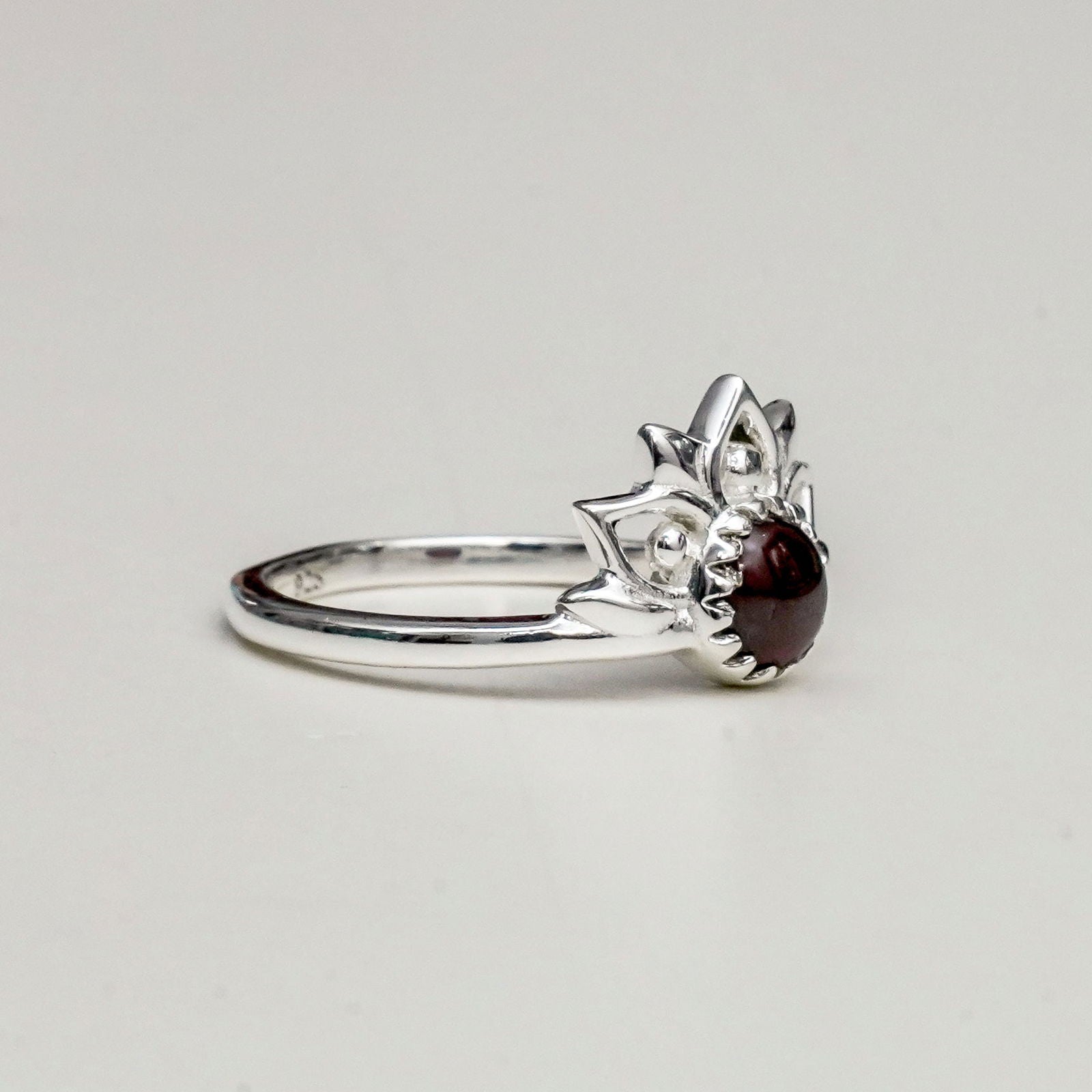 Mohnaa Crown Ring With uncut Garnet Stone679