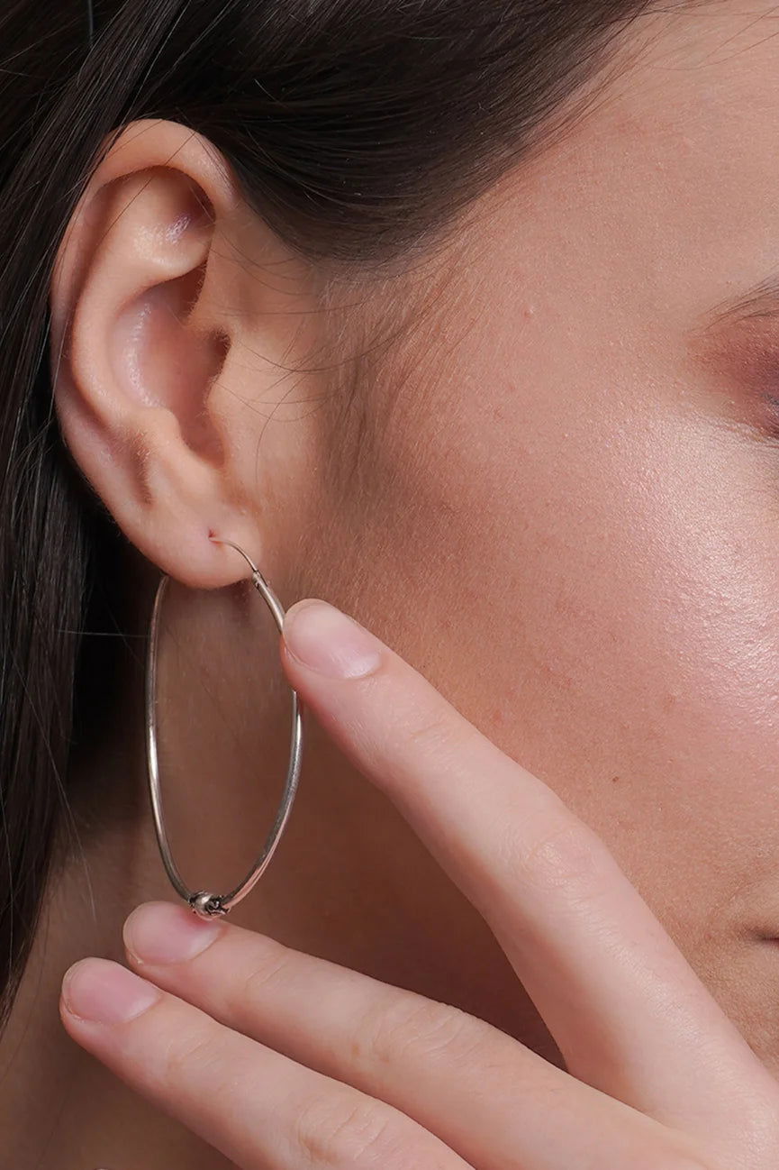 Mohnaa Hoop Earring With Single Bead