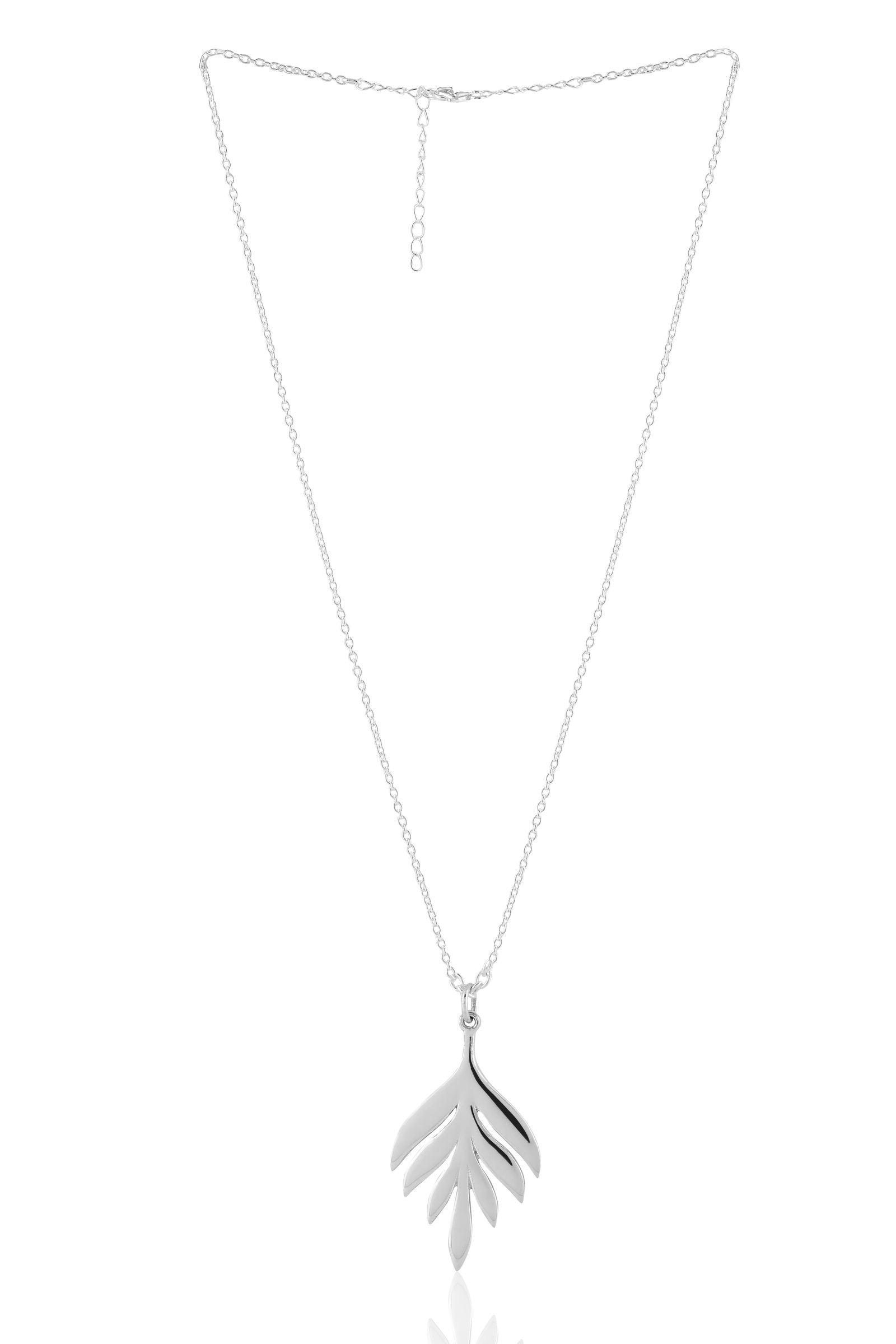 Mohnaa Minimalist Leaf Necklace in 925 Sterling Silver 303