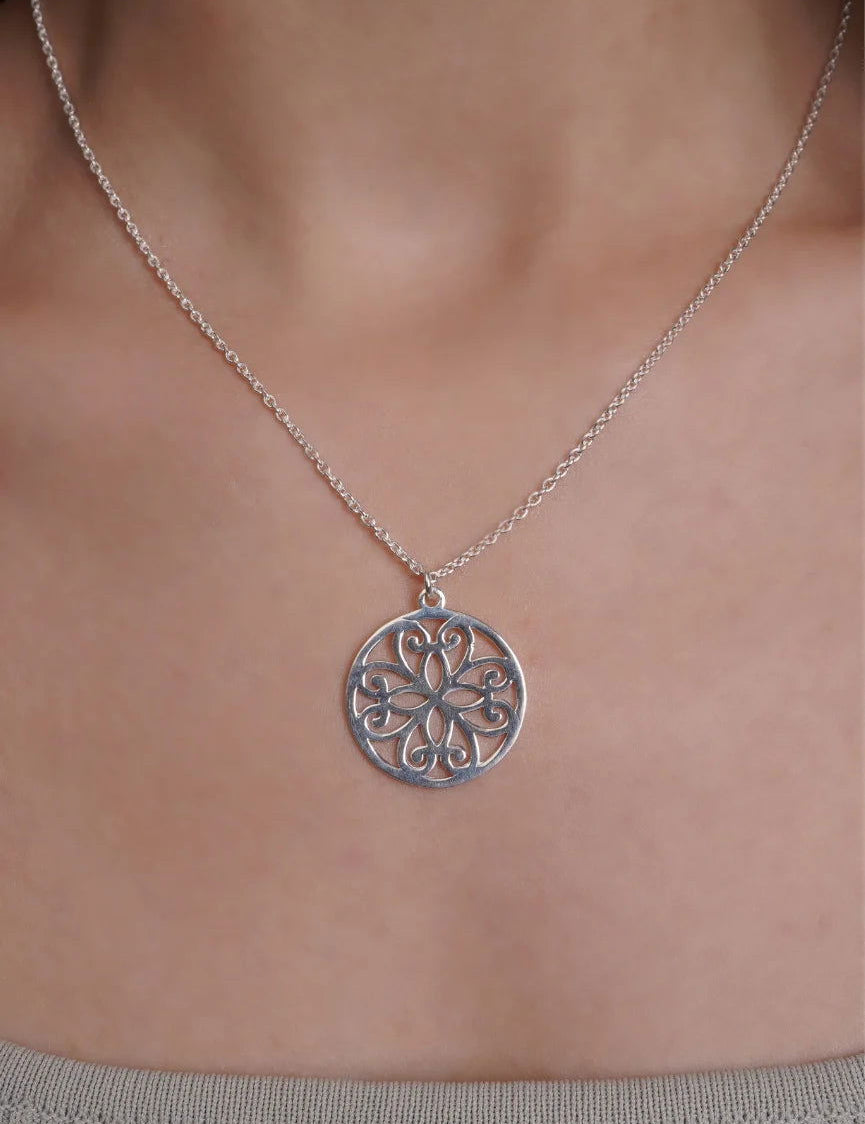 Mohnaa Minimalist Mandala Necklace in 925 Sterling Silver 304