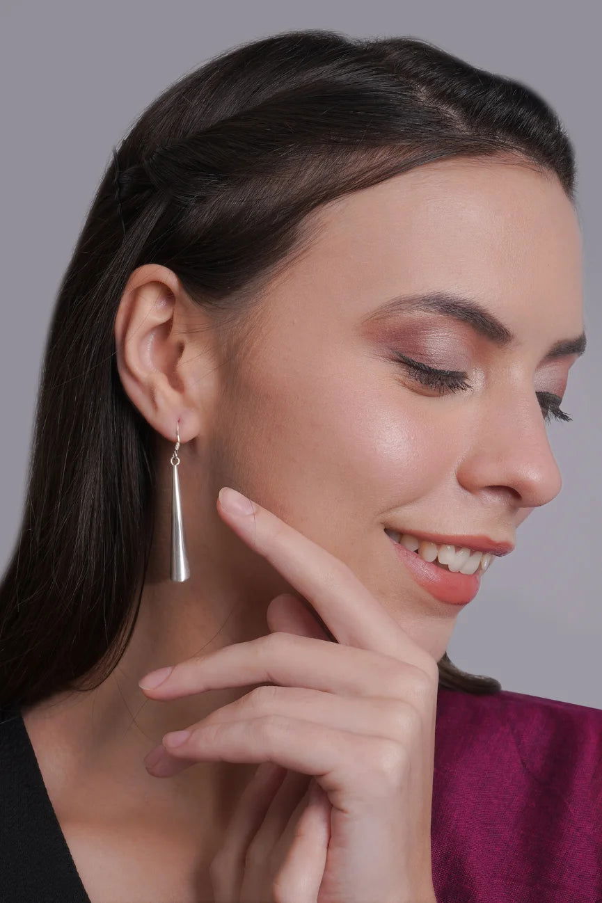 Mohnaa Modern Conical Earring