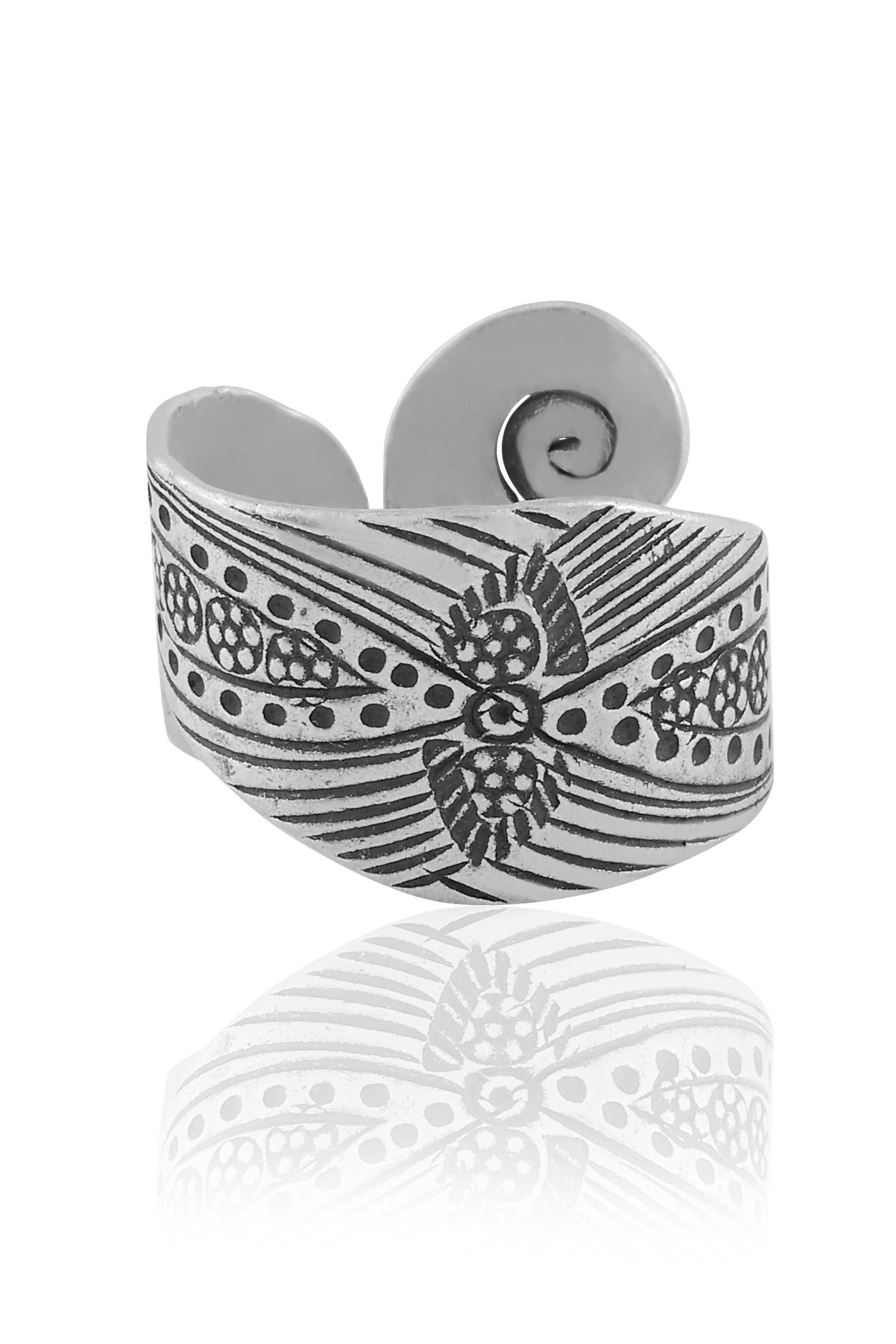 Mohnaa Sea wave thumb ring