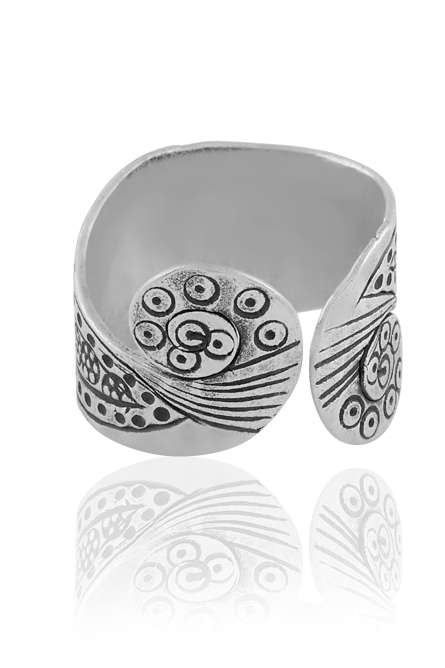 Mohnaa Sea wave thumb ring
