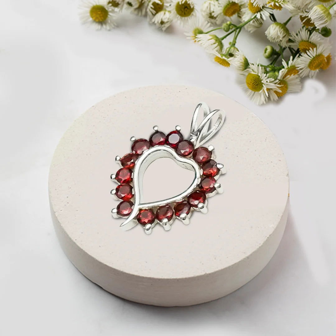 Multiheart Pendant With Garnet Gemstone in 925 Sterling Silver