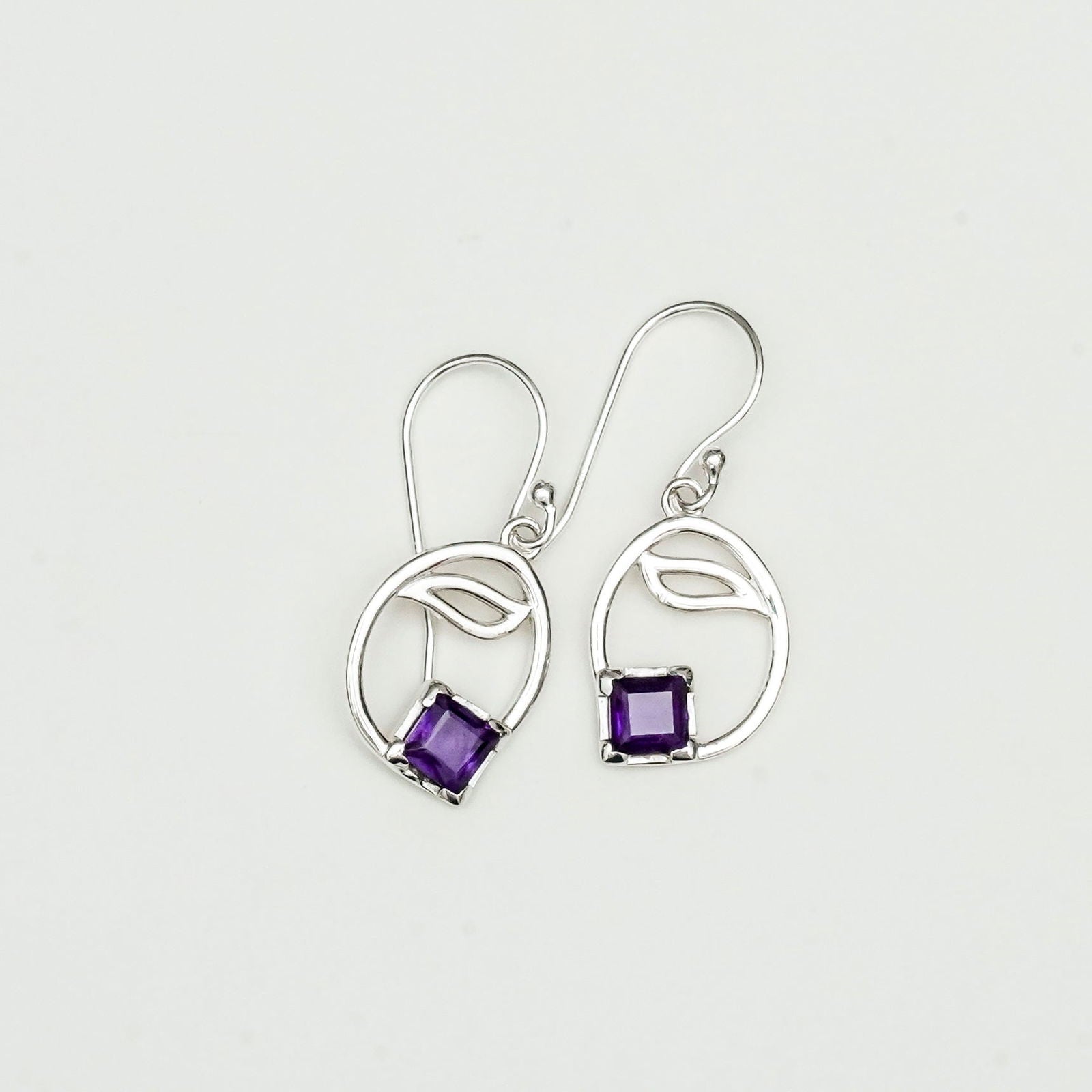 Simple Earrings With Amethyst Gemstone in High Quality 925 Sterling Silver