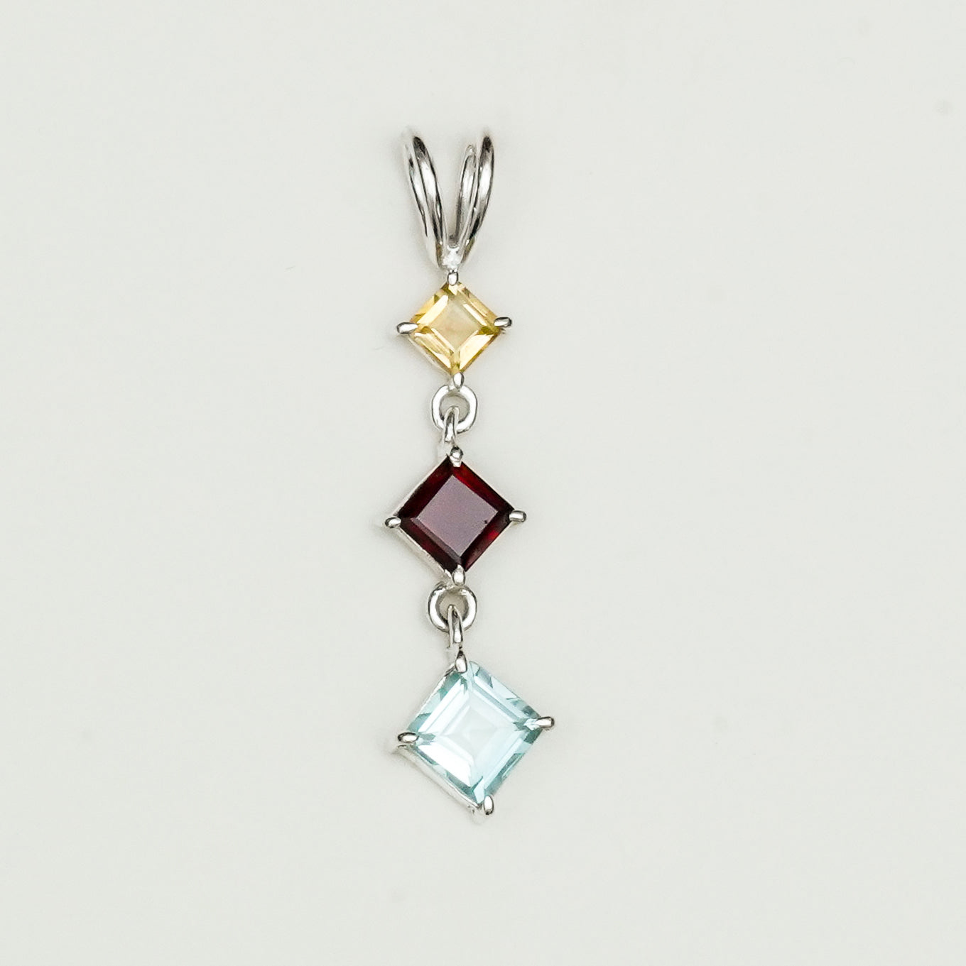 Simple Pendent With Multi Gemstone in 925 Silver Pendants